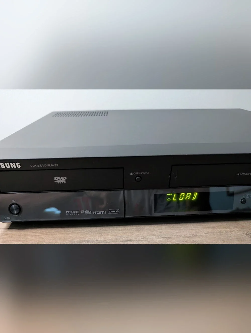Samsung DVD-V9700 DVD/VCR Player Combo Tested - Works - Comes W/ AV Cable HDMI